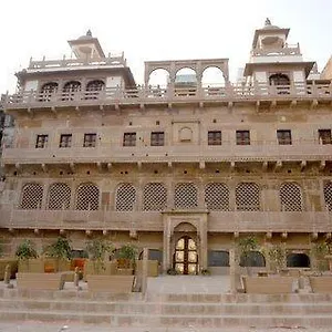 Guleria Kothi At Ganges 4* Varanasi